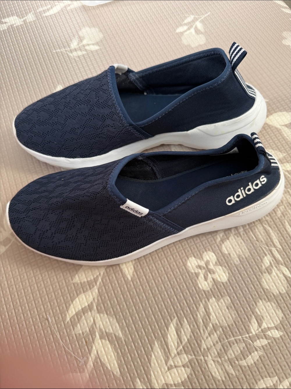 Adidas Women's Size 9 Cloudfom Lite Racer Navy Slip-On Sneakers